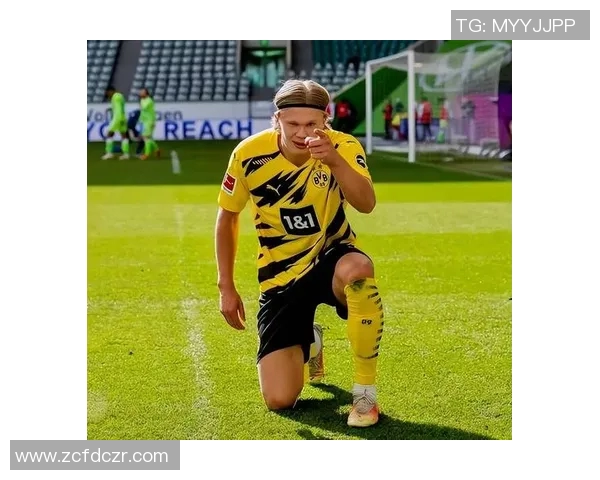 足球的9号传奇背后的故事与荣耀之路 足球的9号传奇背后的故事与荣耀之路