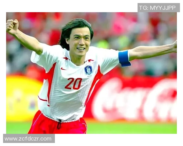 高峰足球运动员的传奇人生与成就探秘之旅 高峰足球运动员的传奇人生与成就探秘之旅